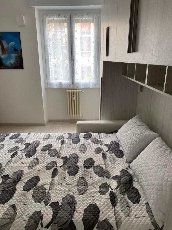 First Home Milan Bagian luar foto