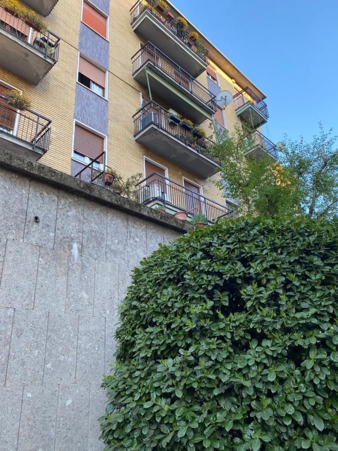 First Home Milan Bagian luar foto